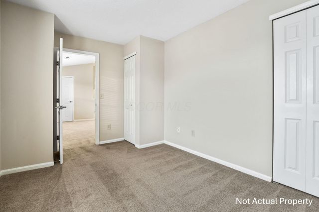 4890 Aspen Pine Boulevard, Dublin, OH 43016