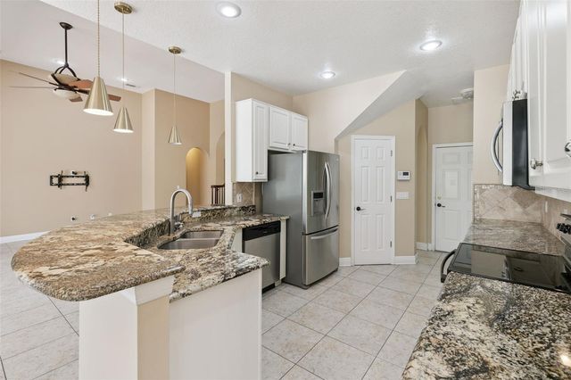 7670 MILANO DRIVE, Orlando, FL 32835