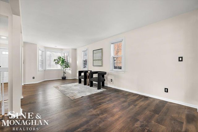 412 Manor Street, Grosse Pointe Farms, MI 48236