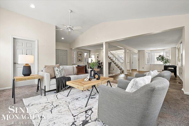 412 Manor Street, Grosse Pointe Farms, MI 48236