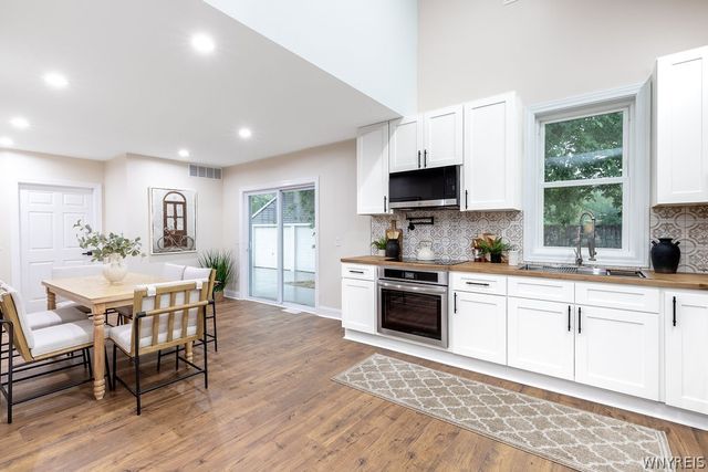 3046 Westwood Drive, Grand Island, NY 14072