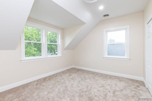 3046 Westwood Drive, Grand Island, NY 14072