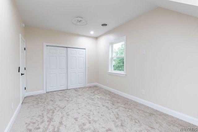3046 Westwood Drive, Grand Island, NY 14072
