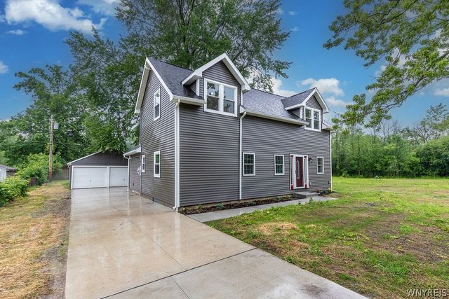 3046 Westwood Drive, Grand Island, NY 14072
