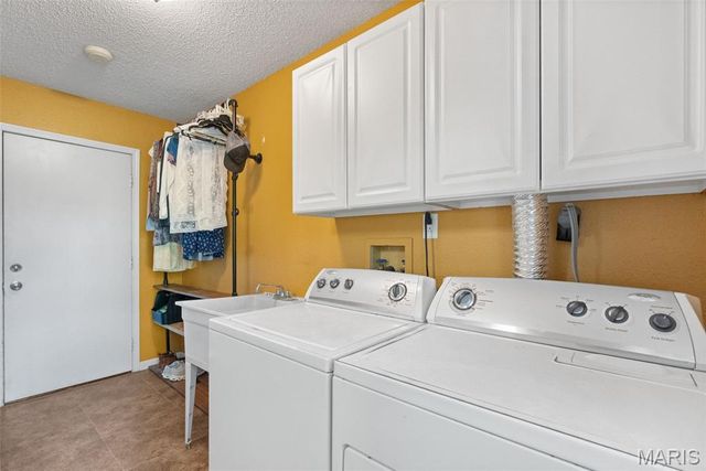 51 Oxford Drive, Washington, MO 63090