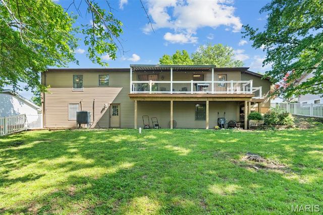 51 Oxford Drive, Washington, MO 63090