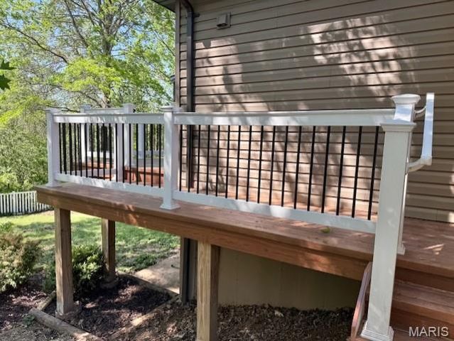 51 Oxford Drive, Washington, MO 63090