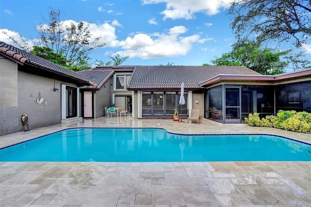 197 NW 104th Avenue, Coral Springs, FL 33071