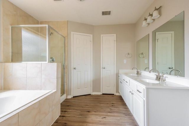 808 Dragonfly Drive, Conroe, TX 77301
