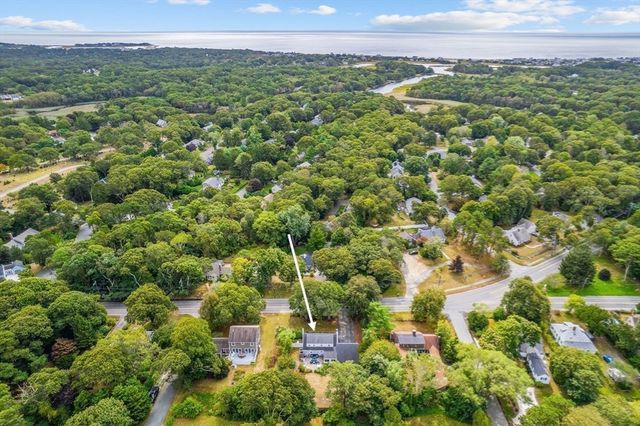 442 Pine St, Barnstable, MA 02632