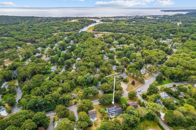 442 Pine St, Barnstable, MA 02632