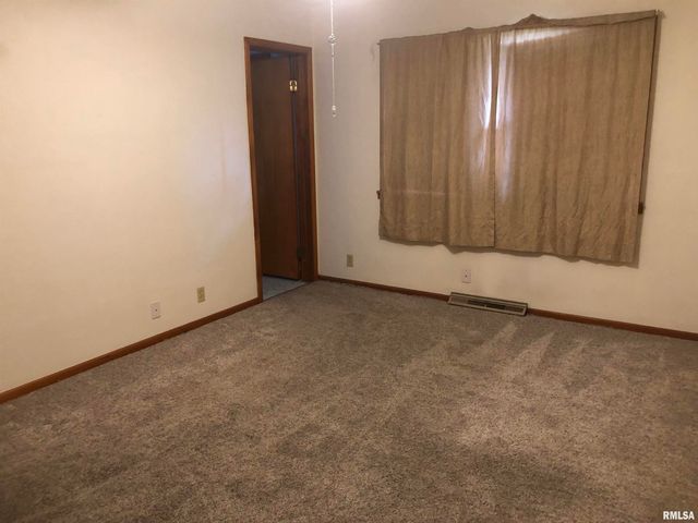 5 Adloff Lane, Springfield, IL 62704