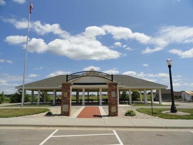 6859 Angelica Trail, Sun Prairie, WI 53590