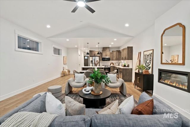 1713 N 31st St, Boise, ID 83703