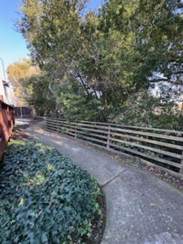 7546 Rolling Hills Cir, Dublin, CA 94568