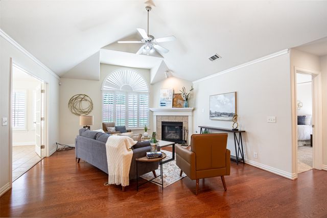 3250 Rosemeade Drive 2213, Fort Worth, TX 76116