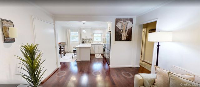 58-22 251st Street 206, Little Neck, NY 11362