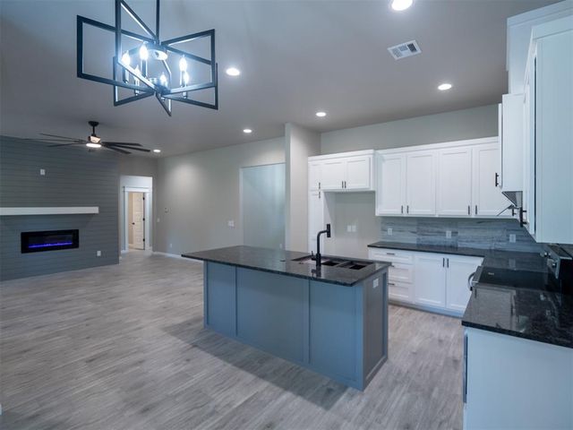2299 Pecan Ridge, Jones, OK 73049