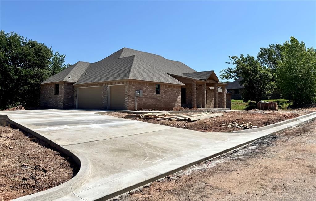 2299 Pecan Ridge, Jones, OK 73049