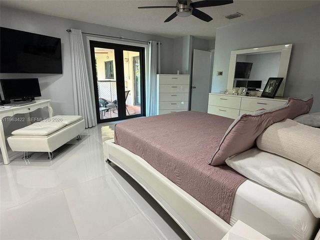 6541 SW 31st St, Miami, FL 33155