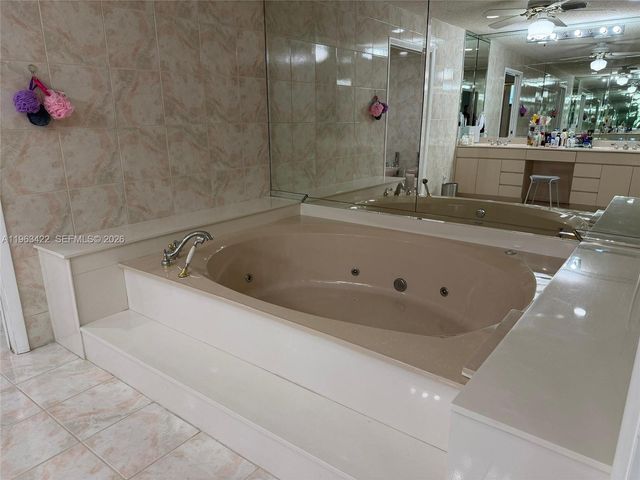 6541 SW 31st St, Miami, FL 33155