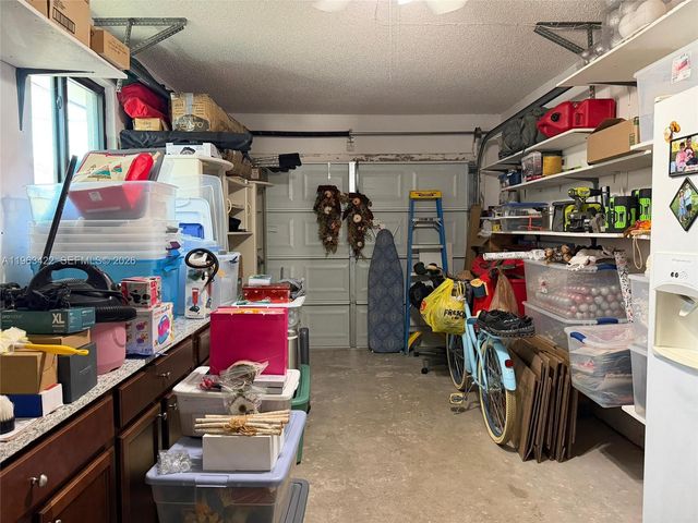 6541 SW 31st St, Miami, FL 33155