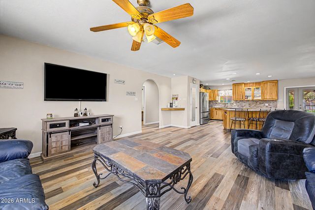5740 W MARCONI Avenue, Glendale, AZ 85306