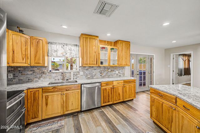 5740 W MARCONI Avenue, Glendale, AZ 85306