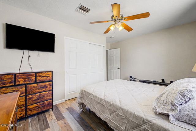 5740 W MARCONI Avenue, Glendale, AZ 85306