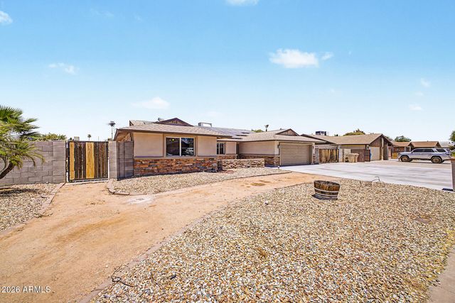 5740 W MARCONI Avenue, Glendale, AZ 85306