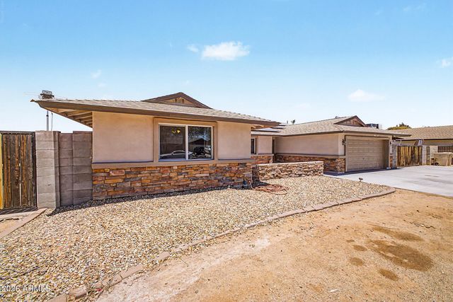 5740 W MARCONI Avenue, Glendale, AZ 85306