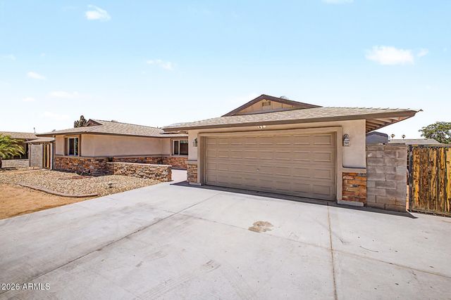 5740 W MARCONI Avenue, Glendale, AZ 85306