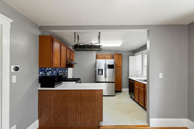 7 Lawrence St B, Beverly, MA 01915