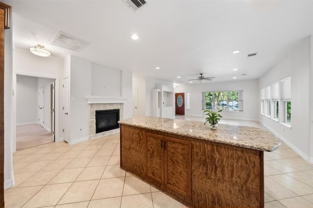 110 Lords Circle, Coldspring, TX 77331