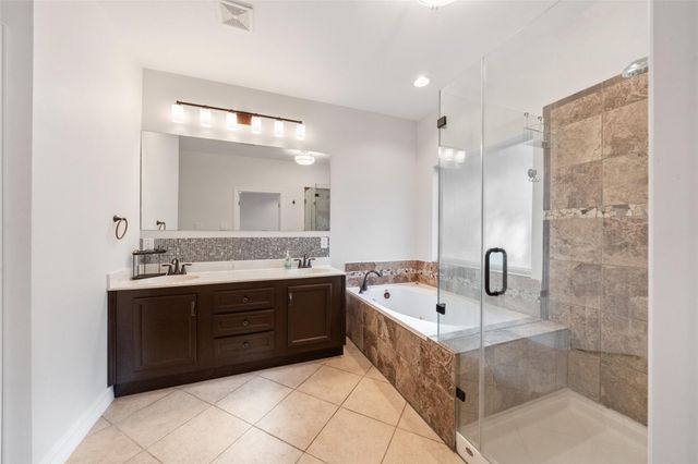 110 Lords Circle, Coldspring, TX 77331