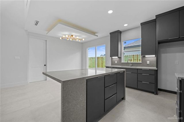 2218 N Piedra Avenue, Edinburg, TX 78542