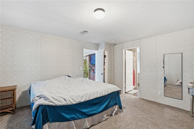 2491 Farrance CT, North Fort Myers, FL 33917