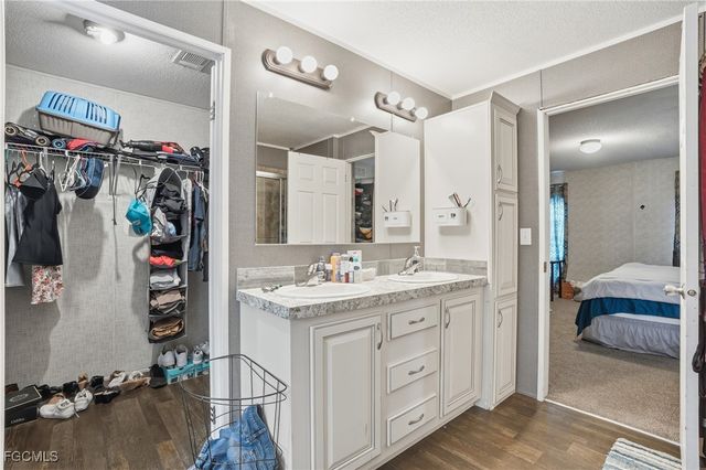 2491 Farrance CT, North Fort Myers, FL 33917