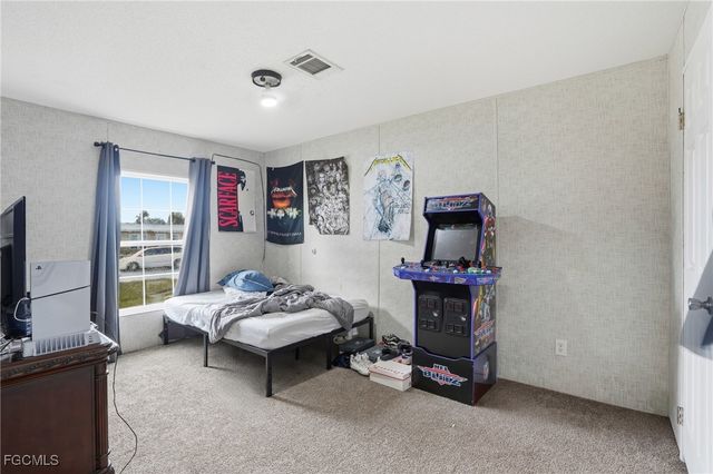 2491 Farrance CT, North Fort Myers, FL 33917