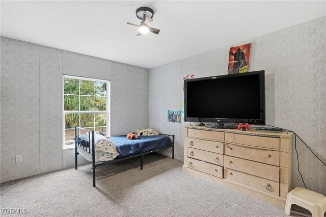 2491 Farrance CT, North Fort Myers, FL 33917