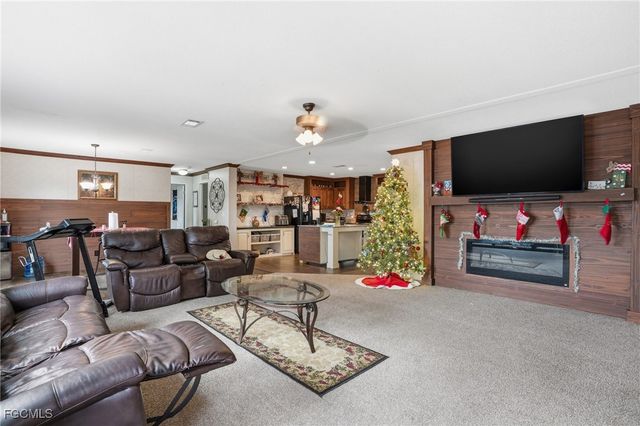 2491 Farrance CT, North Fort Myers, FL 33917