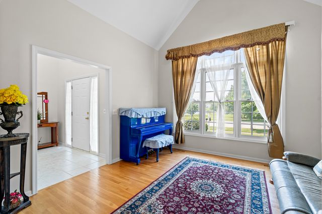 2311 Leverenz Road, Naperville, IL 60564