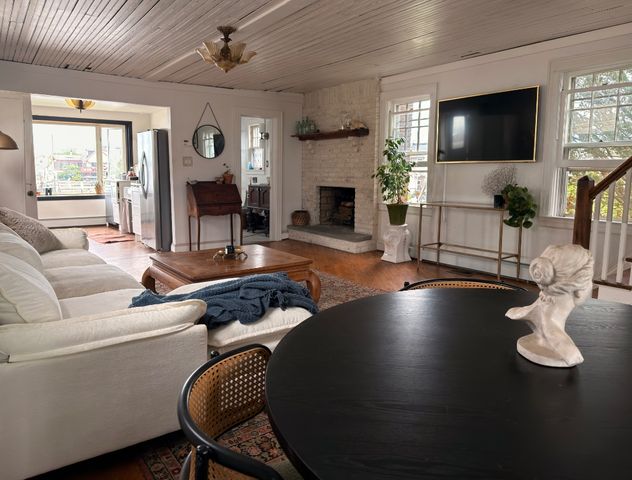 61 W 16th Road, New York City, NY 11693
