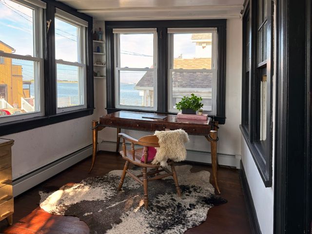61 W 16th Road, New York City, NY 11693
