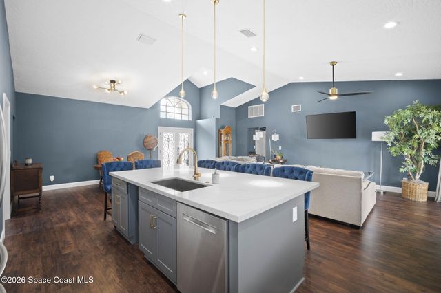 2048 Thistle Drive, Melbourne, FL 32935