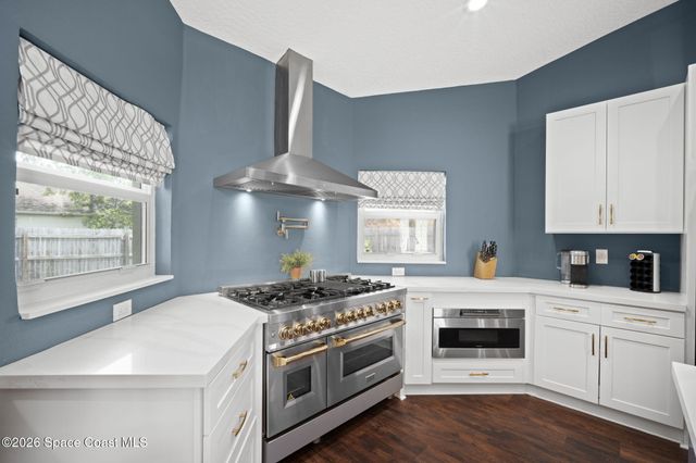 2048 Thistle Drive, Melbourne, FL 32935
