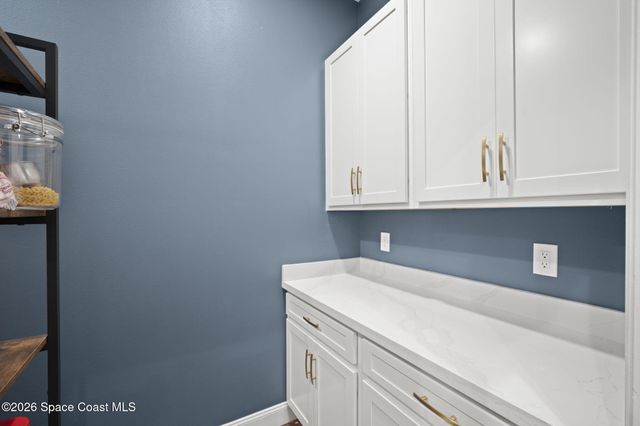 2048 Thistle Drive, Melbourne, FL 32935