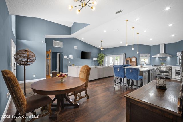 2048 Thistle Drive, Melbourne, FL 32935