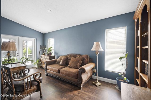 2048 Thistle Drive, Melbourne, FL 32935