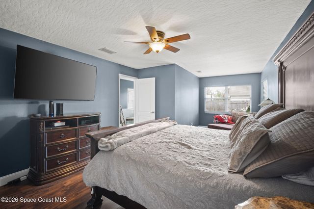 2048 Thistle Drive, Melbourne, FL 32935